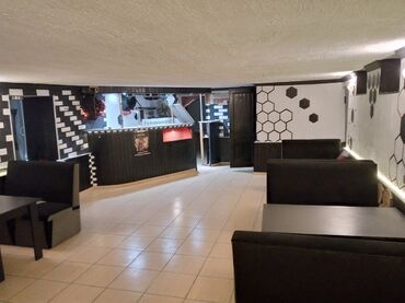 Restoran, kafelər: Ehmetlidə 34 cü polis bölməsini yanda 120 kv kafe İcarəyə verilir: tam — 5