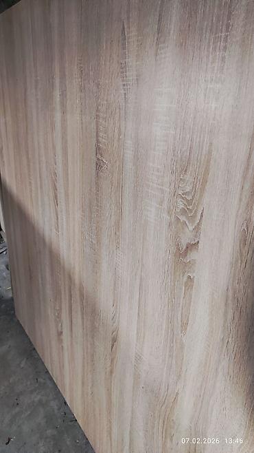 ДСП: ЛДСП плита с текстурой под дуб (светлый дуб/дуб сонома). Размер — 3