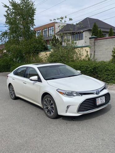 тойота сиента: Toyota Avalon: 2016 г., 2.5 л, Гибрид