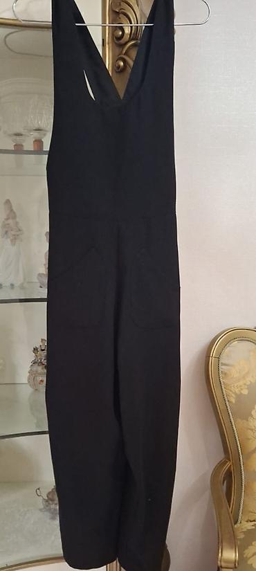cins kombinzon: Sisley brendinin qadın üçün qara kombinezonu. - Model: dərin — 2