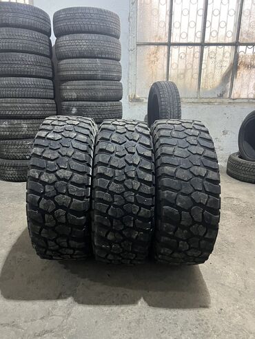 Шины: Шины 285 / 70 / R 17, Зима, Б/у, Внедорожные (АТ/МТ), Япония, BFGoodrich