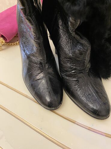 Çantalar: Salvatore Ferragamo çanta + Roberto Cavalli kəmər seti - Çanta — 9