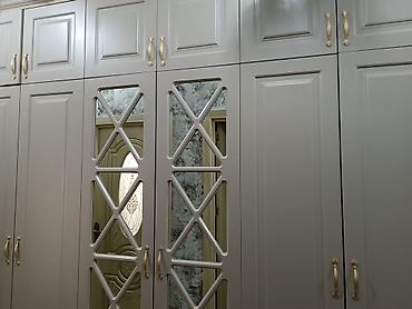 dekor ref: Klassik üslubda iri qarderob dolabı - Material: MDF/taxta əsaslı — 3