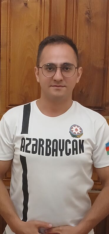 Tibb, əczaçılıq: Salam. Adım Cəmil, 28 yaşım var . Ali təhsilliyəm. Satıcı, kuryer(