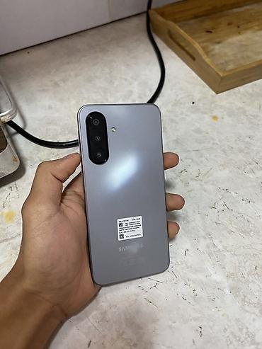 samsung galaxy a05: Samsung Galaxy A17, Б/у, 128 ГБ, цвет - Серебристый, 2 SIM — 3