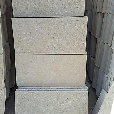 perde karnizleri: Təbii daşdan dekorativ fasad elementləri və qopqalar - Material — 6