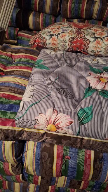 Одеяла и пледы: Одеяло, Новый, Все сезоны, Двусторонний — 9