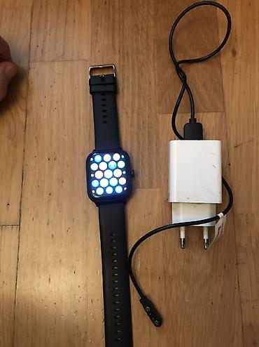smart saat adapter: Ağıllı saat + maqnitli şarj kabeli - Kvadrat formalı sensor ekran — 2