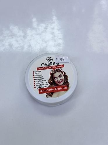 bb krem: Румяна Gabrini Professional Terracotta Blush On - Текстура — 3