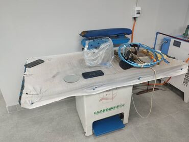 оборудования для магазина: Профессиональный гладильный стол с парогенератором и комплектом