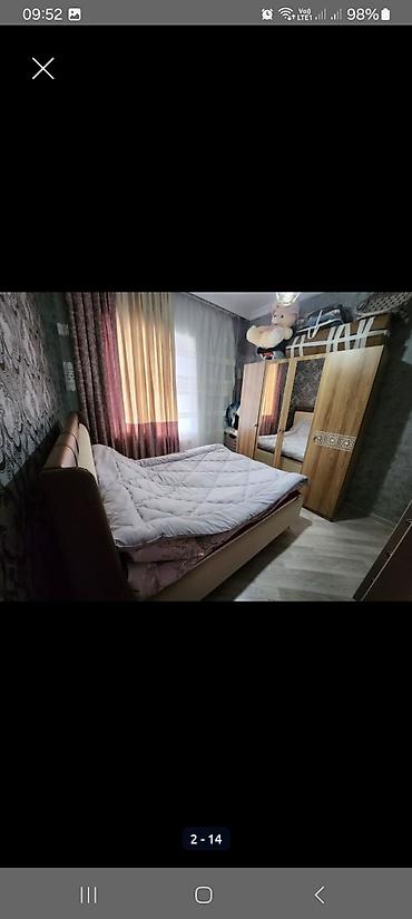Mənzillər: Bakıxanov qəs., 2 otaqlı, Yeni tikili, m. Neftçilər, 70 kv. m — 1
