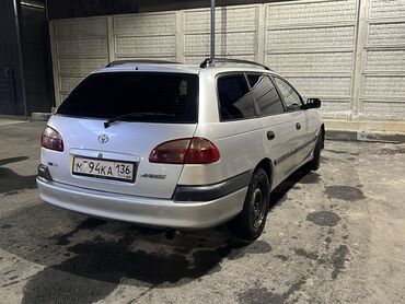 Toyota: Toyota Avensis: 2001 г., 1.9 л, Механика, Дизель, Универсал