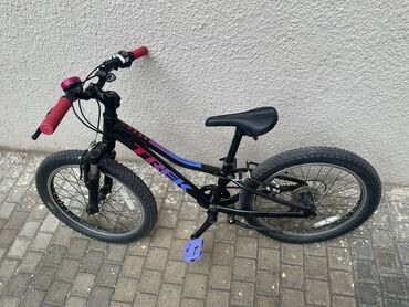 велосипеды trinx бишкек: İki təkərli Uşaq velosipedi Trek, 20", sürətlərin sayı: 7