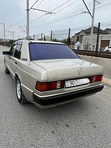 Mercedes-Benz: Mercedes-Benz 190: 2 l | 1990 il -da lalafo.az — 3 Mercedes-Benz: Mercedes-Benz 190: 2 l | 1990 il — 3