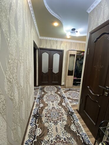 Продажа квартир: 3 комнаты, 70 м², 105 серия, 1 этаж — 2