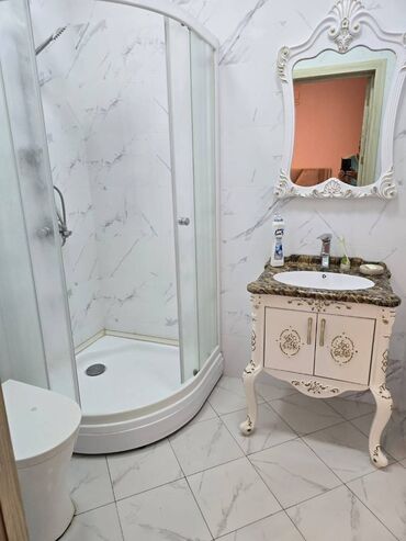 Uzunmüddətli kirayə evlər: 212 kv. m, 4 otaqlı, Kanalizasiya, Kombi, Qaz -da lalafo.az — 13 Uzunmüddətli kirayə evlər: 212 kv. m, 4 otaqlı, Kanalizasiya, Kombi, Qaz — 13