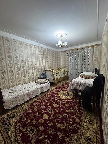 Mənzillərin satışı: Bakı, Qaraçuxur qəs., 3 otaqlı, Köhnə tikili, 90 kv. m — 3