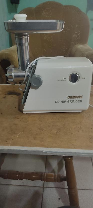 Geepas Super Grinder – elektrik ətçəkən - Brend/model: Geepas Super