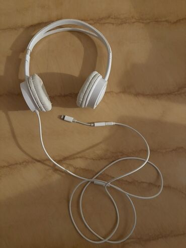 люстра вентилятор баку: İşlənmiş Simli Qulaqcıqlar, Monster, rəng - Ağ