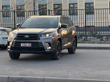 Магнитолы: Toyota Highlander: 2019 г., 3.5 л, Автомат, Бензин, Внедорожник