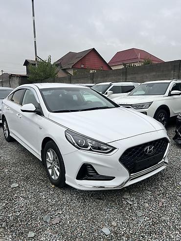 Hyundai Sonata: 2021 г., 2 л, Автомат, Бензин, Седан