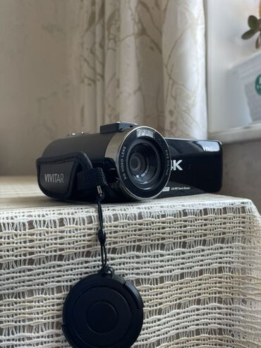 Vivitar markalı, 4K video çəkiliş qabiliyyətinə malik, qara rəngli