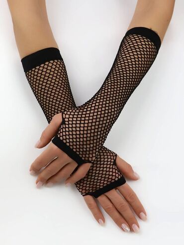ретро платье: Сетчатые черные перчатки без пальцев (митенки) ниже локтя