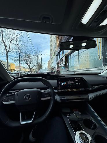 changan uni t: Changan Uni-V: 1.5 l | 2023 il 35000 km Sedan — 2