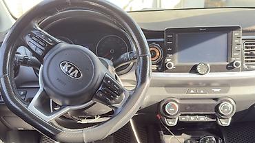 new rais: Kia Stonic: 2019 г., 1.4 л, Автомат, Бензин, Кроссовер — 9