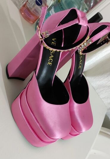 dzhinsy versace: Туфли Versace, 38, цвет - Розовый