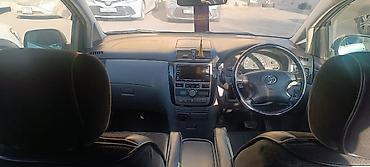 Toyota: Toyota Ipsum: 2002 г., 2.4 л, Автомат, Газ, Вэн/Минивэн — 3