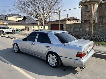 Mercedes-Benz: Mercedes-Benz E-Class: 1995 г., Автомат, Бензин — 12