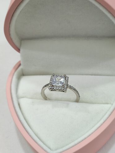 серебро цена: Серебряный кольцо 925 дизайн Италия Размеры имеются цена 1700 сом