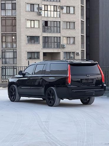 каделак: Cadillac Escalade: 2019 г., 6.2 л, Автомат, Бензин — 9