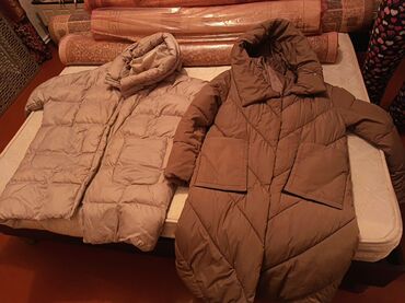 Kişi ayaqqabıları: Qadın puffer gödəkçə - Rəng: Açıq bej - Dizayn: Kvadrat tikişli
