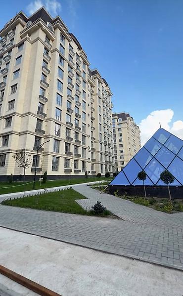 3 комнаты, 137 м², Асанбай мкр Элитка, 10 этаж, ПСО (под самоотделку)