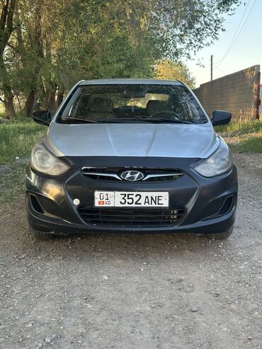 Hyundai: Hyundai Solaris: 2012 г., 1.6 л, Автомат, Газ, Седан