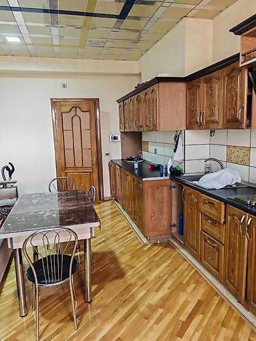 tebriz: 3 otaqlı, Yeni tikili, m. Nəriman Nərimanov, 158 kv. m — 1