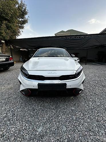 byd e2 2025: Kia K3: 2022 г., 1.6 л, Автомат, Бензин, Лифтбек — 1