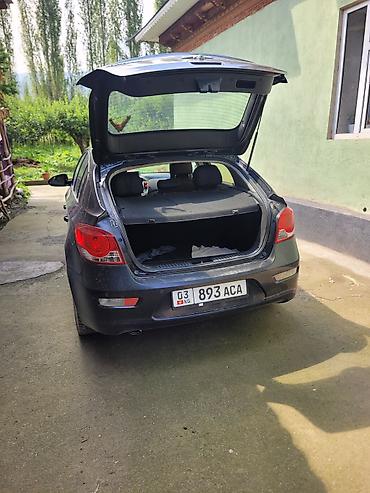 Унаа сатуу: Chevrolet Cruze: 2012 г., Хетчбек — 4