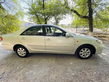 машина алмашам: Toyota Camry: 2003 г., 2.4 л, Автоматтык, Бензин, Седан