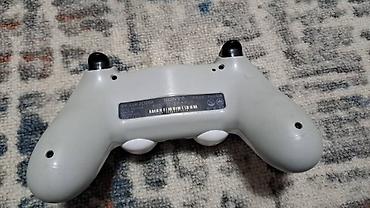 Консолдор үчүн аксессуарлар: Беспроводной геймпад Sony DualShock 4 для PlayStation 4, цвет White — 3