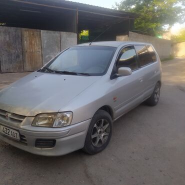 Mitsubishi: Mitsubishi Space Star: 2000 г., 1.8 л, Механика, Бензин, Хэтчбэк