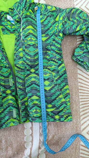 Women's Sneakers and athletic shoes: Детская зимняя куртка с ярким зеленым узором, подходящая для — 18