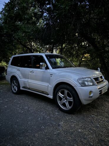 купить митсубиси паджеро: Mitsubishi Pajero: 2002 г., 3 л, Автомат, Бензин, Внедорожник