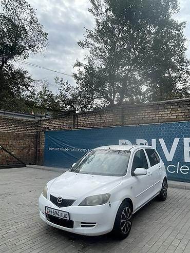 Продажа авто: Mazda Demio: 2003 г., 1.3 л, Автомат, Газ, Хэтчбэк — 3