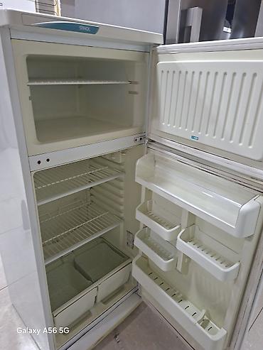 fake tel: İki qapılı Stinol soyuducu - Üst hissədə ayrıca dondurucu bölmə — 1