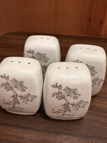 Külqabılar: Şüşə külqabılar və dekorativ qablar dəsti - Şüşə külqabı: EFES — 29