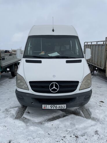 автомобиль мерседес бенц: Mercedes-Benz Sprinter: 2008 г., 2.2 л, Механика, Дизель, Фургон