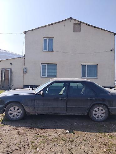 Продажа коттеджей и домов: Продаётся двухэтажный дом с большим участком в открытой, тихой — 6